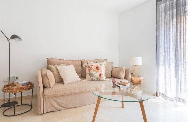 Puerta del centro, nice apartment in the downtown district