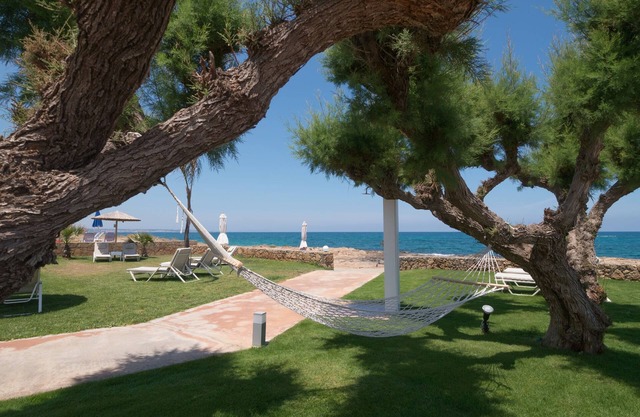 Pyrgos Beach Hotel Apartments