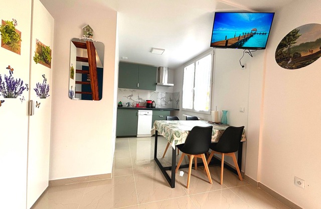 Qhome 6 - Cosy duplex between Paris and Disney