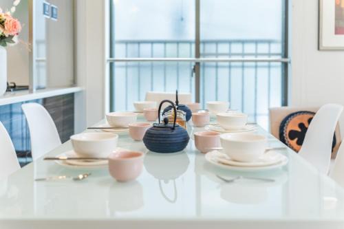 QiQi House Tokyo まるごと新築一軒家宿 Spacious New Home, 8 Guests, Easy Airport & Disney Access