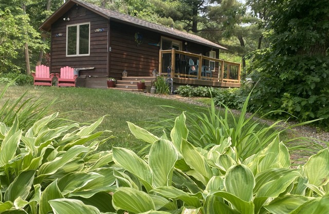 Quaint seclusion, steps from the backwaters of the Mississippi.