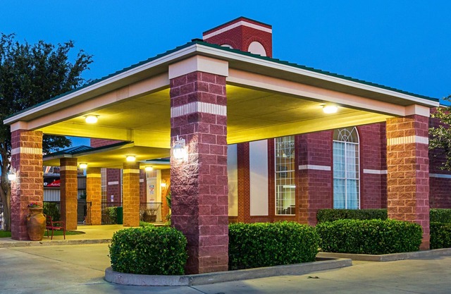 Quality Suites Lubbock Southwest