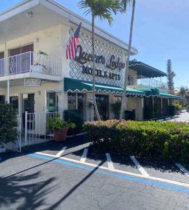 Queens Lodge Motel