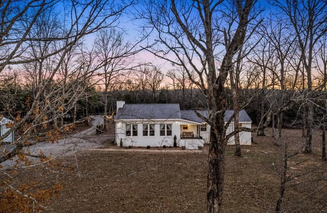 Quiet 3BR Farmhouse w/Firepit | Huge Yard+Privacy