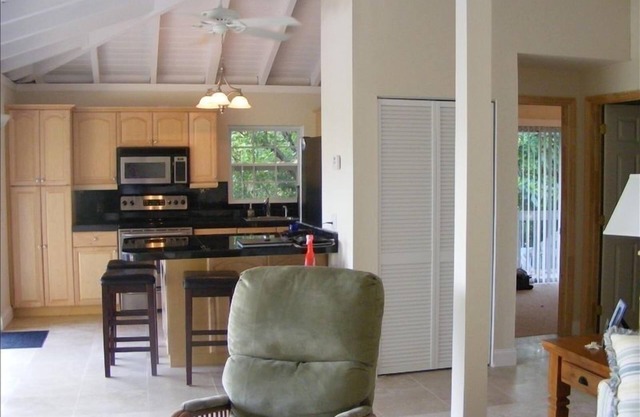 Quiet and Serene - Deep Water Oceanside 28 Day Minimum Rental