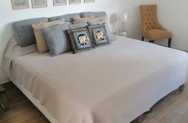 Quiet and Spacious 2 Room Suite in the heart of Mazatlan
