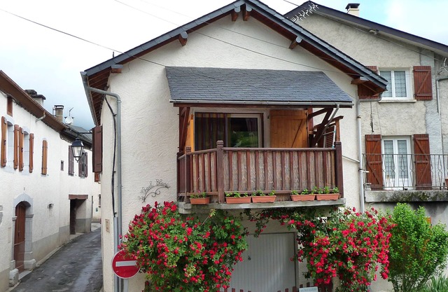 QUIET APARTMENT ON THE EDGE OF GAVE
