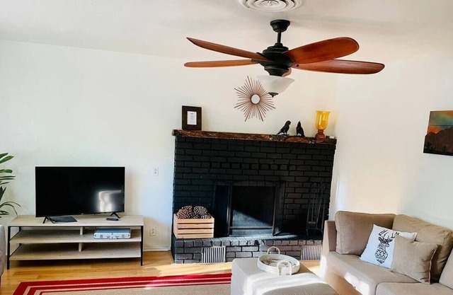 Quiet Cabin - Sleeps 6 - 5 min walk to river