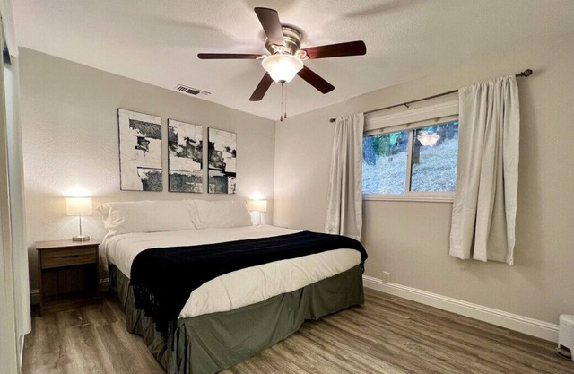 Quiet, clean, kid & pet friendly country getaway!