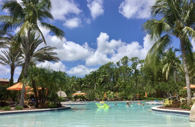 Quiet family-sized house in stunning Ole at Lely Resort Naples