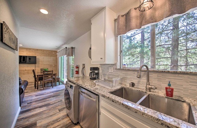 Quiet Lake Arrowhead Retreat w/Large Deck!