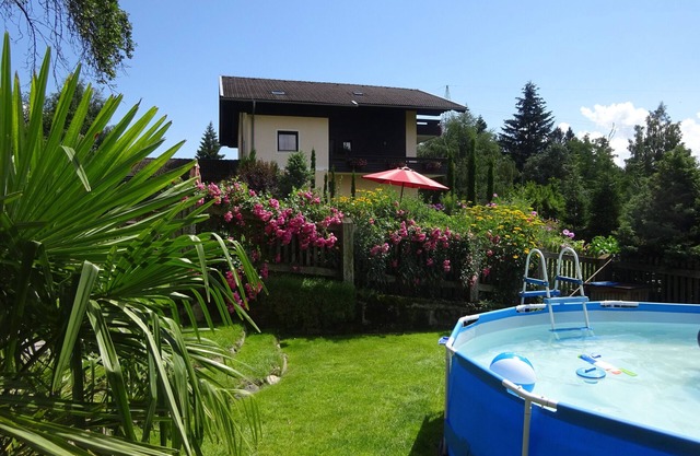 Quiet location, experience with gorgeous views of the mountains, the Spring!