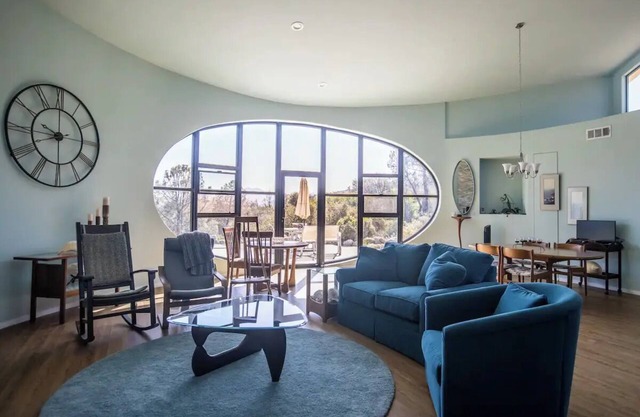 Quiet Mountain Getaway with Great Views