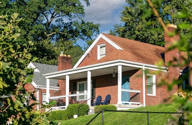 Quiet Neighborhood | Updated | Close to Everything