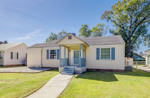 Quiet Savannah Retreat – 10 Minutes to Downtown