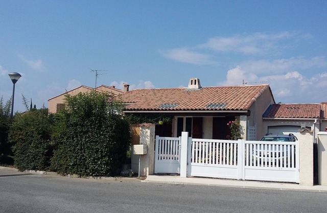 QUIET VILLA 15 KM FROM SANDY BEACHES