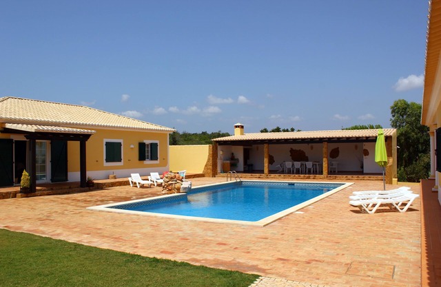 Quinta da Pedra - the ideal combination of countryside, beach and sports!