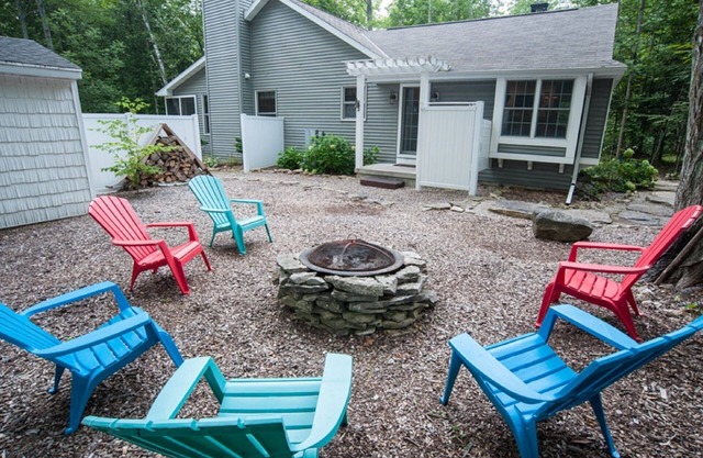 Quintessential Door County cottage just steps from the water!