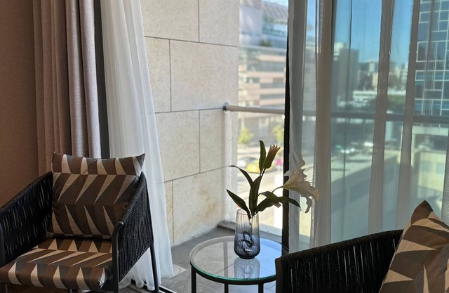 quite and peaceful apartment with modern furniture In the heart of Amman Abdali