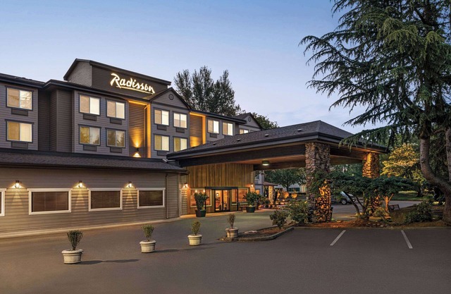 Radisson Hotel Portland Airport