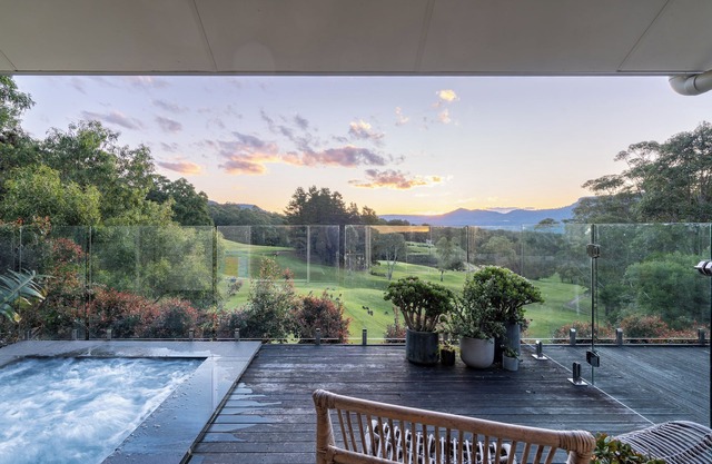 Ralphie’s Villa - 2 bed 2 bath with Valley Views