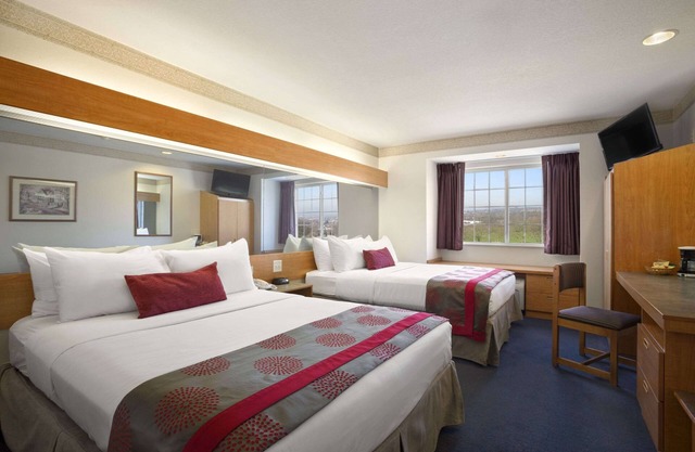 Ramada Limited by Wyndham, Bloomington I-55 & I-74 IL