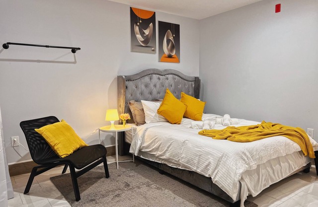 Ramblei near Chinatown & CenterCity: 1 Bedroom - Unit A