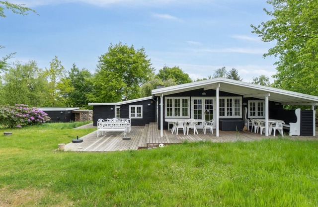 "Rami" - 2km from the sea by Interhome