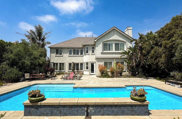 Rare 7BR Home w/Pool, Game Room & KTV, Near Victoria Gardens