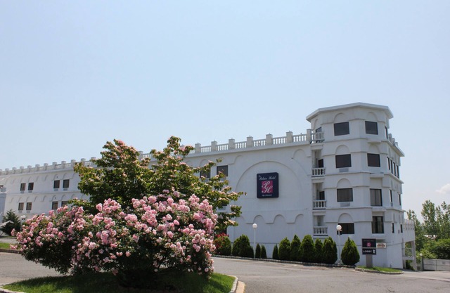 Raritan Hotel