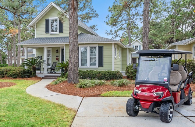 "Ravens Hollow" Awesome 2/2 in Laurel Grove with 5 Star Host, cart, pool, & gym