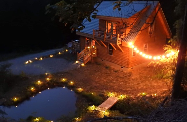 Real log cabin near Nantahala rafting! Hot tub, easy access, & game room.