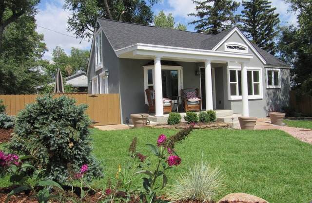 Really Nicely Done! True Vacation Home. Mountain Views. Dog Friendly.