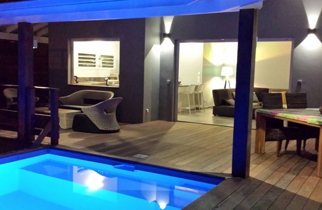 Recent villa with pool, Caribbean sea view 3 bedrooms 2 bathrooms