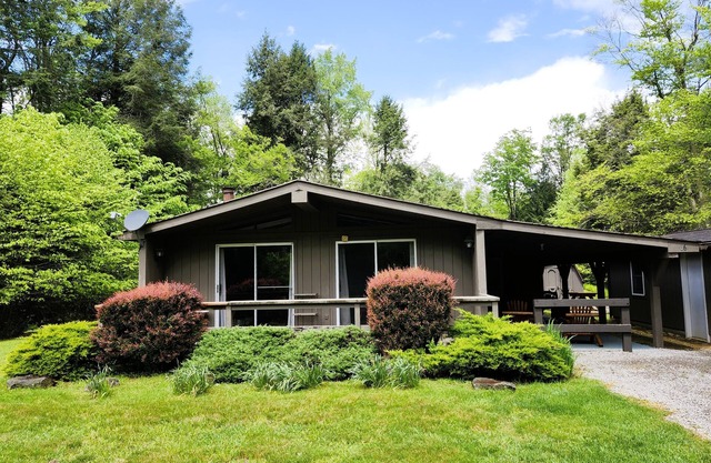 Red Bud Cabin Rental