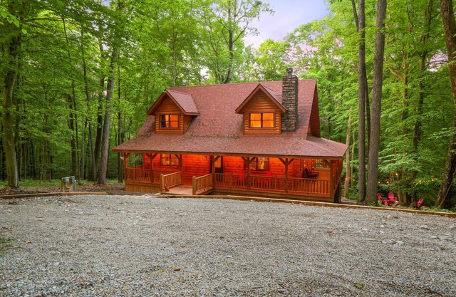 Red Fox Cabin | Hocking Hills