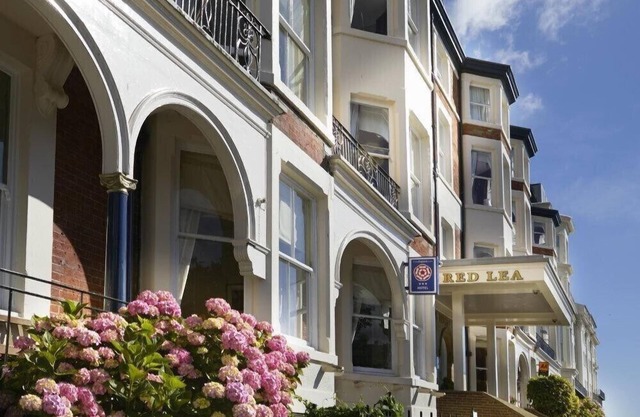 Red Lea Apartments