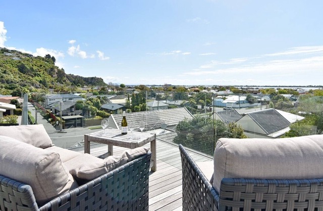 Redcliffs Hideaway