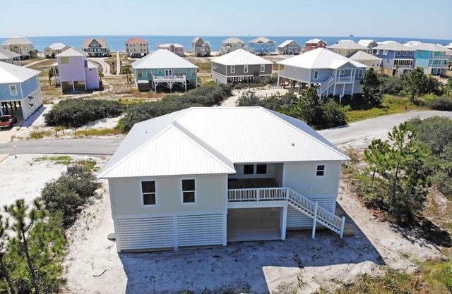 Reduced Rate! A Sun Rae Hideaway-Pet-Friendly, 2 Pools