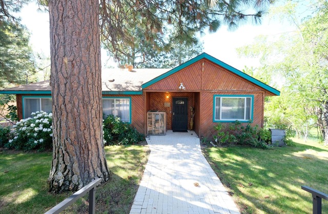Redwood Garden Cottage