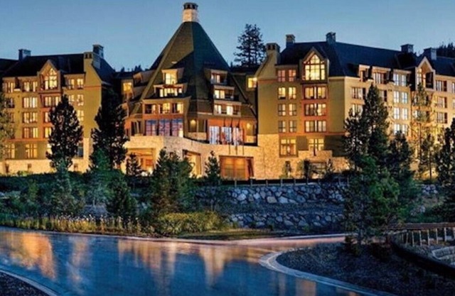 Refined and spacious three bedroom at Ritz Carlton Club, Lake Tahoe, Ski Resort!