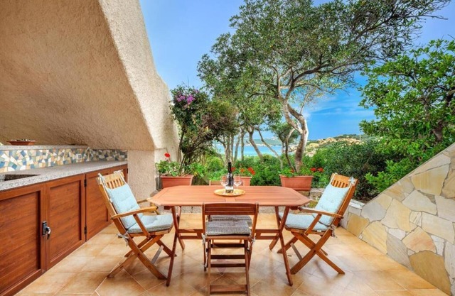 Refined apartment directly on the beach