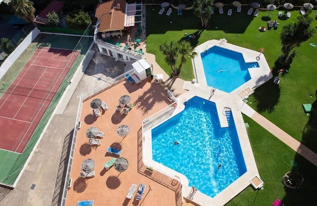 REFORMED POOL STUDIO