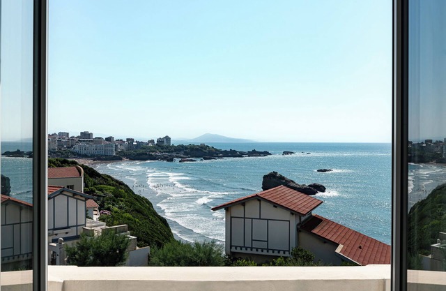 Regina Experimental Biarritz