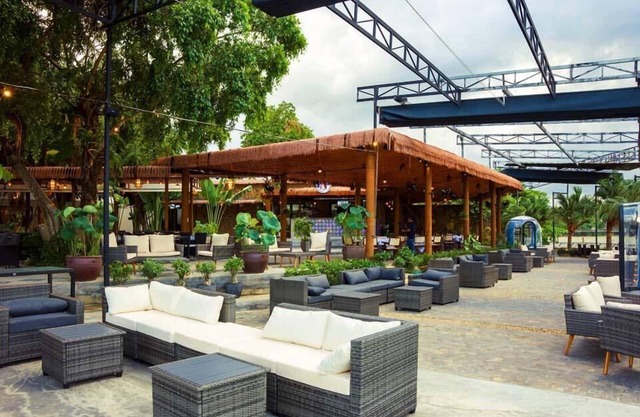 Reign Resort