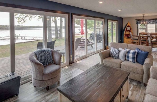Relax at The Lazy Loon - Upper South Long Lake