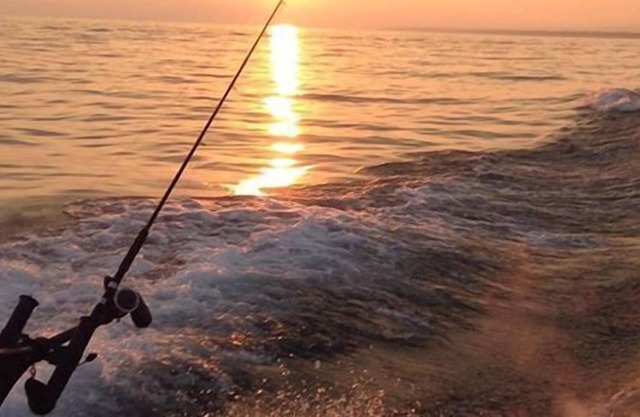 Relax Enjoy Fall & Sunsets @ Cozy Home ON Lake 3BR2BA Close to Wineries Fishing