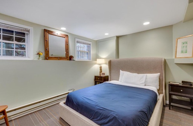 Relax in Winter Park - You Will LOVE the Garden Access and the Classic, Comfortable Feeling apts