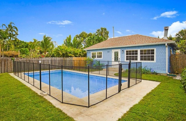 Relax & Unwind: Private Pool, BBQ, 2 mi to Beach