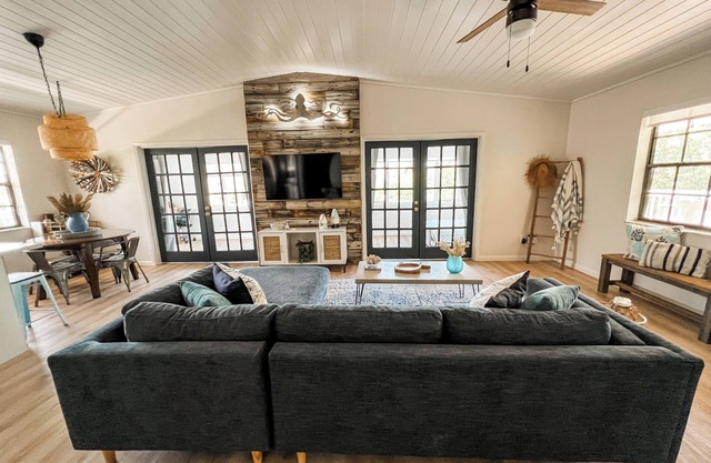 Relax, Unwind & Reconnect at This Waterfront Getaway